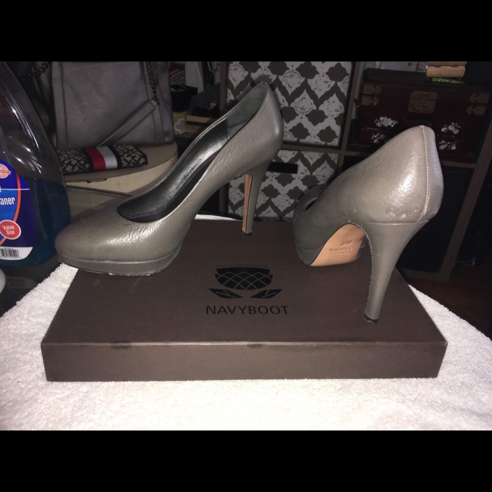 Navyboot Heels - Picture 2 of 4